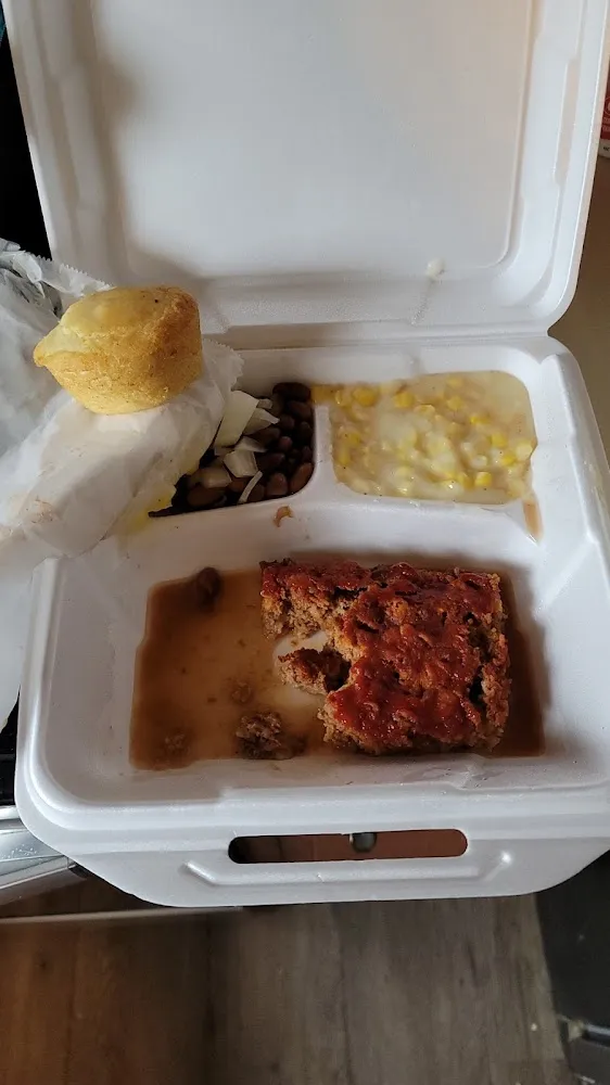 Meatloaf Pinto's and Corn w Cornbread Muffin